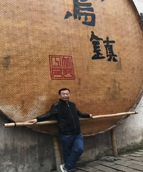 ʦ